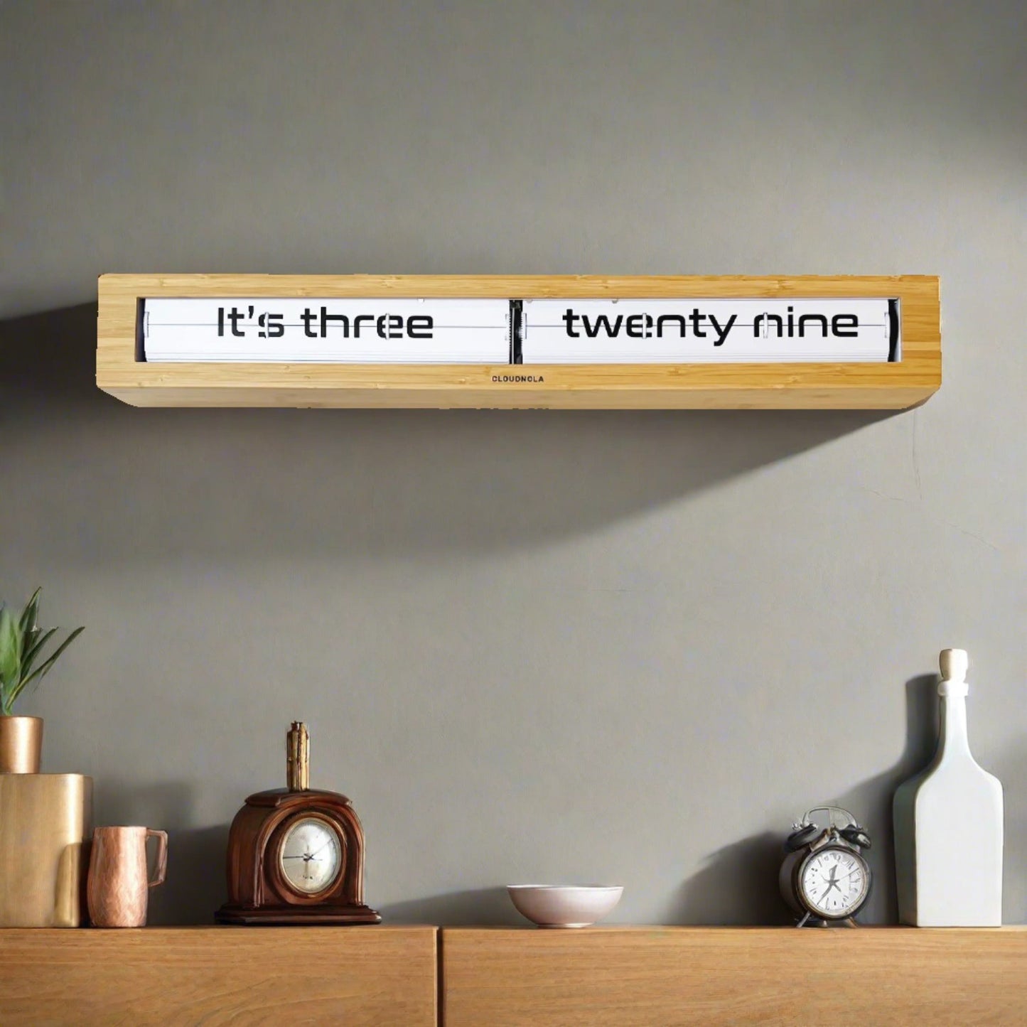 Texttime Bamboo - Flip Clock