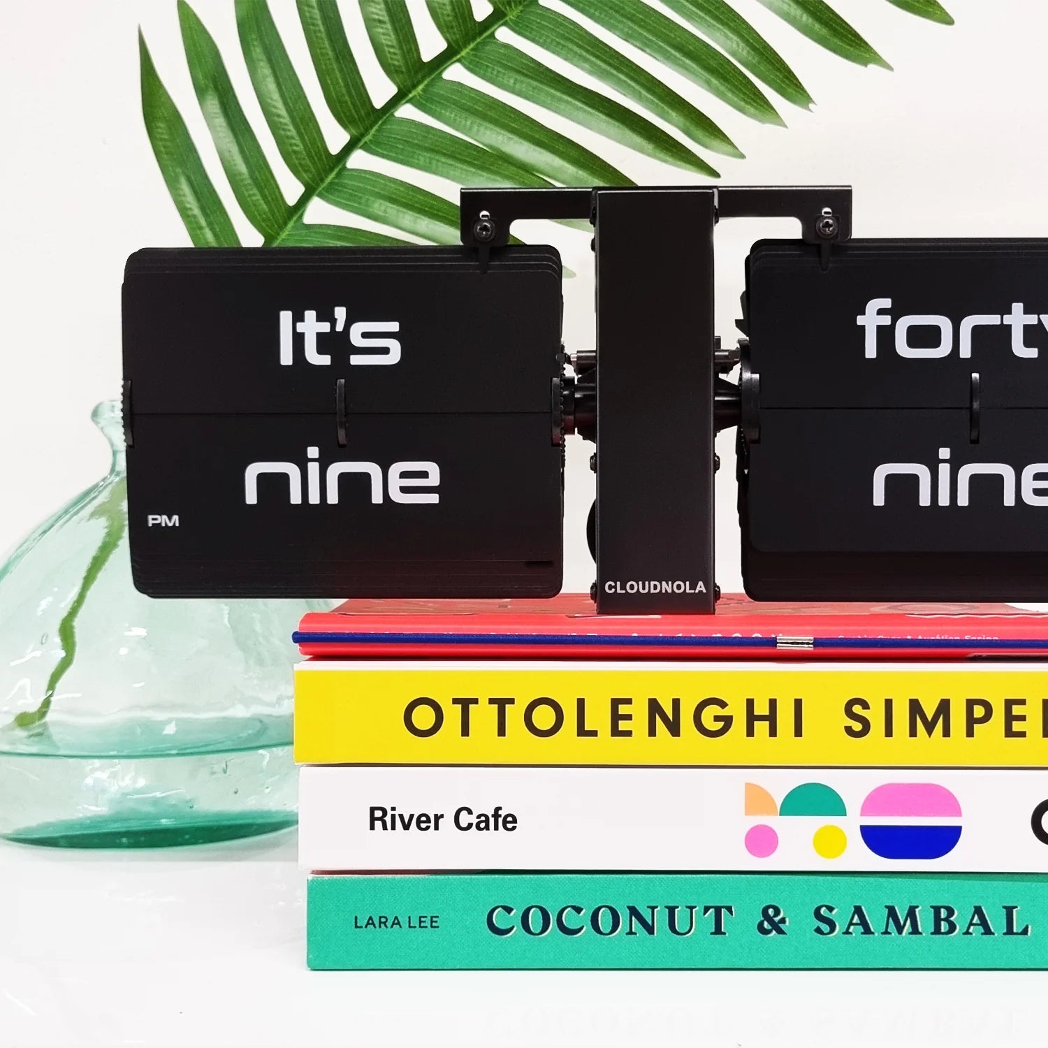 Flipping Out Text English Black - Flip Clock