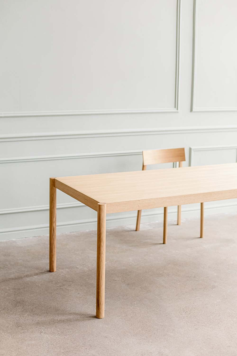 Citizen Dining Table