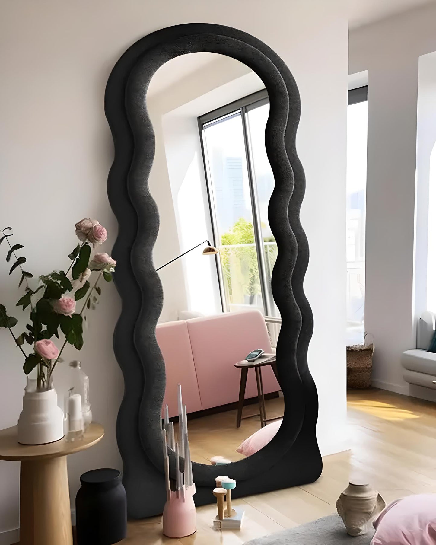 Wavy Mirror