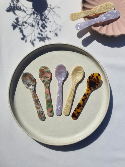 Seashell Spoon and Knife Set