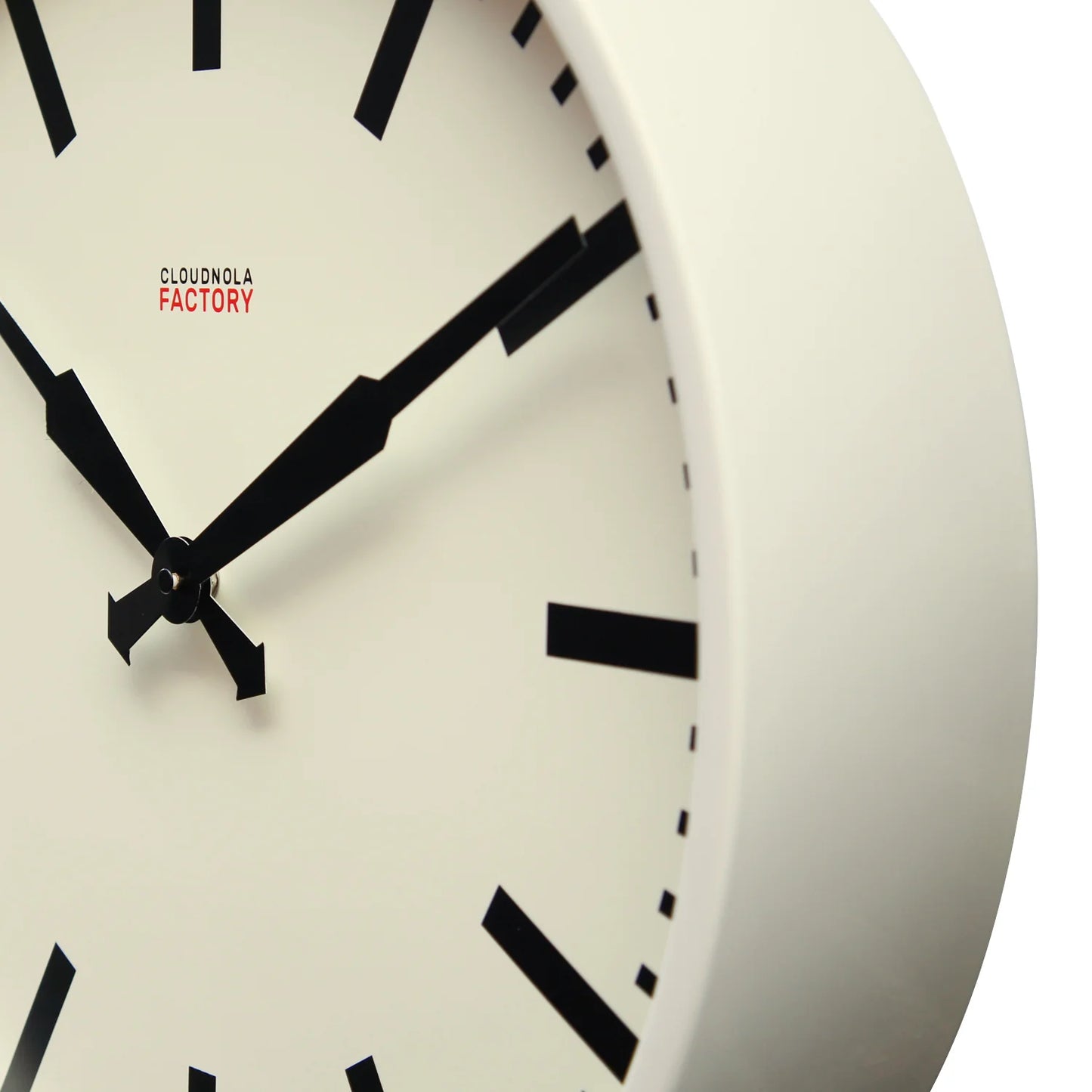 Factory XL White - Diameter 17.7 - Wall Clock - Silent - Steel Case