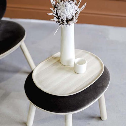 Naïve Tray